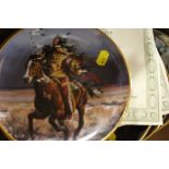 A TRAY OF FRANKLIN MINT COLLECTORS PLATES PLUS TWO WALL PLAQUES