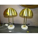A PAIR OF MODERN TABLE LAMPS H-40 CM
