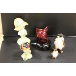 A ROYAL DOULTON FLAMBE SEATED FOX, BESWICK JOAN WALSH ANGLUND, TWO BESWICK PENGUINS ETC