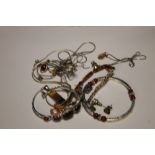 A COLLECTION OF ASSORTED COSTUME JEWELLERY