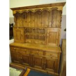 A LARGE PINE FARMHOUSE DRESSER H-219 W-182 CM