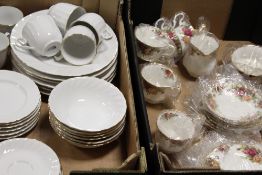 A TRAY OF ROYAL ALBERT OLD COUNTRY ROSES TEAWARE IN ORIGINAL CELLOPHANE PACKAGING TOGETHER WITH A