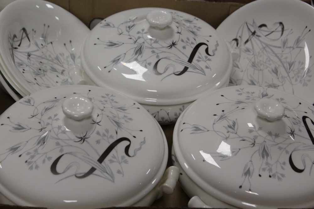 TWO TRAYS OF WEDGWOOD DINNERWARE, TO INCLUDE TUREENS ETC - Image 2 of 3
