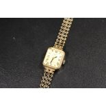 A HALLMARKED 9CT GOLD ROTARY QUARTZ WRISTWATCH - APPROX WEIGHT 12.1G