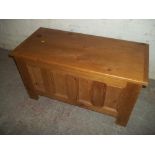 A SOLID PINE BLANKET BOX