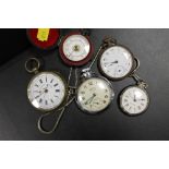 FOUR ASSORTED POCKET WATCHES TOGETHER WITH A VINTAGE CASED COMPASS (5)