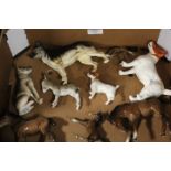 A TRAY OF ASSORTED BESWICK AND OTHER ANIMALS - SOME A/F