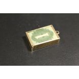 LARGE VINTAGE 9CT GOLD CHARM CONTAINING A £1 NOTE