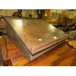 A 19TH CENTURY OAK WRITING SLOPE W-63 CM