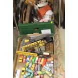 A TRAY OF ASSORTED DIECAST VEHICLES, RAILWAY ACCESSORIES ETC TOGETHER WITH TRAY OF ASSORTED