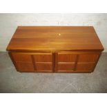 A RETRO TEAK DANISH PARKER KNOLL LOW SIDEBOARD