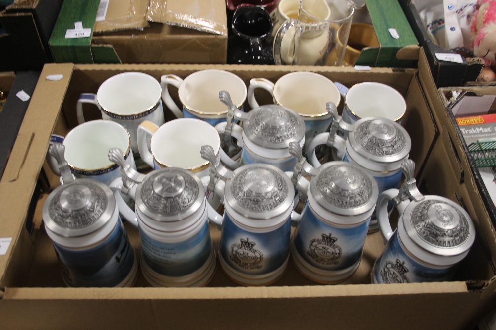 A TRAY OF ROYAL DOULTON MUGS TOGETHER WITH A COLLECTION OF BEER STEINS (TRAY/S NOT INCLUDED)