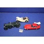 THREE FRANKLIN MINT CARS A RED TYPE JAGUAR, A WHITE JAGUAR AND A GREEN 1929 BENTLEY