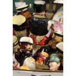 A TRAY OF ASSORTED CHARACTER AND TOBY JUGS TO INCLUDE ROYAL DOULTON 'GUARDSMAN' ETC