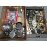 TWO TRAYS OF ASSORTED METALWARE TO INCLUDE HORSE BRASSES ETC