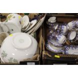 A TRAY OF SANDON BLUE AND WHITE GILT TEAWARE TOGETHER WITH A TRAY OF CERAMICS TO INCLUDE