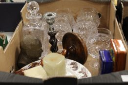 A TRAY OF CERAMICS AND GLASS TO INCLUDE A SET OF SIX TUDOR CRYSTAL BRANDY GLASSES , BUST OF