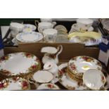 A TRAY OF ROYAL ALBERT OLD COUNTRY ROSES TEA WARE TOGETHER WITH A TRAY OF ASSORTED CERAMICS ( 2 )