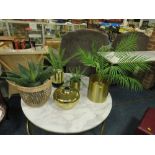 A COLLECTION OF FIVE ASSORTED MODERN VASES & PLANTS ETC