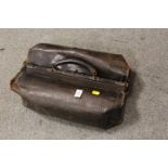 A VINTAGE LEATHER GLADSTONE BAG A/F