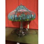 A MODERN TIFFANY STYLE TABLE LAMP