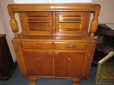 A 20TH CENTURY OAK GLAZED COURT CUPBOARD - W 122 CM