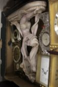 A TRAY OF ASSORTED MANTLE AND CARRIAGE TYPE CLOCKS