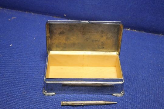 A HALLMARKED SILVER BOX AND A PENCIL - Image 2 of 2