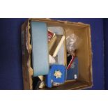 A BOX OF JEWELLERY COINS AND COLLECTABLES