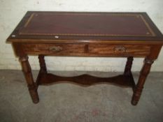 A MAHOGANY ANTIQUE LEATHER INLAID 2 DRAWER DESK
