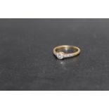 AN 18CT & PLAT DIAMOND RING, approx weight 2.1g, ring size M