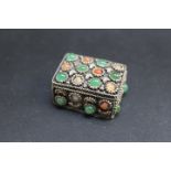 A SMALL BOX DECORATED WITH AGATE STONES, W 4.75 cm