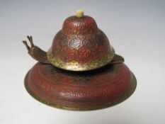 MID 20TH CENTURY NOVELTY TABLE BELL IN THE FORM OF A SNAIL, base Dia. 12 cm