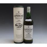 1 LITRE BOTTLE OF LAPHROAIG 10 YEARS OLD SINGLE ISLAY MALT WHISKY IN GIFT TUBE