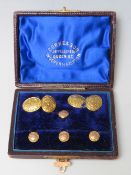 A CASED SET OF 9CT GOLD CUFFLINKS AND COLLAR STUDS, approximate combined weight 6.4 g