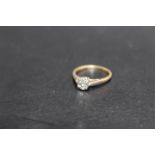 AN 18CT & PLAT ILLUSION SET DIAMOND RING, approx weight 1.9g, ring size J