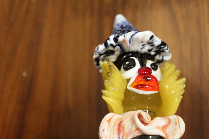 A MURANO GLASS FIGURE OF A CLOWN, H 33 cm, together with a Perthshire paperweight with central 'P' - Image 2 of 2