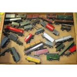 A SELECTION OF HORNBY AND TRIX MODEL RAILWAY TRUCKS, TANKERS AND VEHICLES