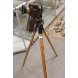 A VINTAGE SURVEYING TELESCOPE / GUN SIGHT ON FOLDING TRIPOD STAND