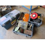 A LARGE PLASTIC TOOLBOX TOGETHER WITH THREE TRAYS IF VARIOUS TOOLS, HARDWARE AND POWER TOOLS