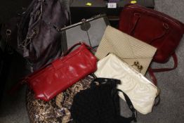 A TRAY OF ASSORTED VINTAGE HANDBAGS ETC