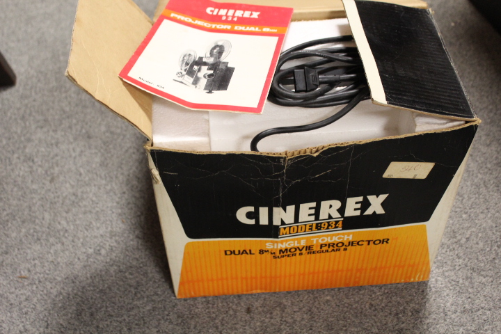 A VINTAGE ELIZABETHAN AUTOMATIC PORTABLE TAPE DECK TOGETHER WITH A CINEREX SINGLE TOUCH 8mm - Image 3 of 4