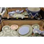 TWO TRAYS OF ASSORTED JASPERWARE TO INCLUDE A PLANTER