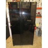 A SAMSUNG RSH55BBP AMERICAN FRIDGE