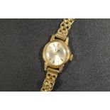 A 9CT GOLD LADIES WRISTWATCH STAMPED OMEGA