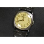 AN ANTIQUE MENS TRENCH WRISTWATCH