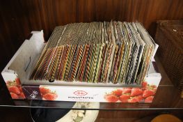 TRAY OF OVER 130 SINGLES RECORDS, 1960s, 1970s, 1970s