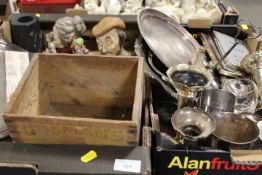 TWO TRAYS OF COLLECTABLES TO INCLUDE A SMALL VINTAGE COLMANS MUSTARD BOX, SILVER PLATED WARE ETC