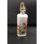 A PORCELAIN SCENT BOTTLE DECORATED WITH A DUTCH SCENE