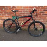 A DIAMOND BACK VECTRA 700S OVERDRIVE 21 SPEED MOUNTAIN BIKE